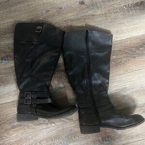 American eagle black (wide calves) boots = $30